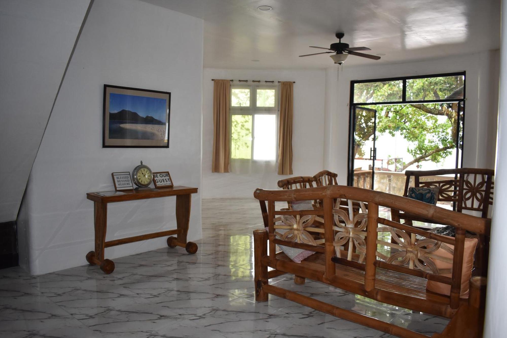 Seaside Traveler'S Inn By Camiguin Island Home Catarman  Екстер'єр фото